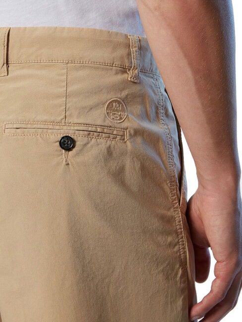 FREEDOM Cotton chino shorts honey - Trousers