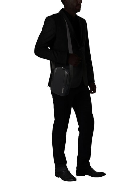 XBR 2.0  iPad mini carrying bag BLACK - Over-the-shoulder Bags for Men