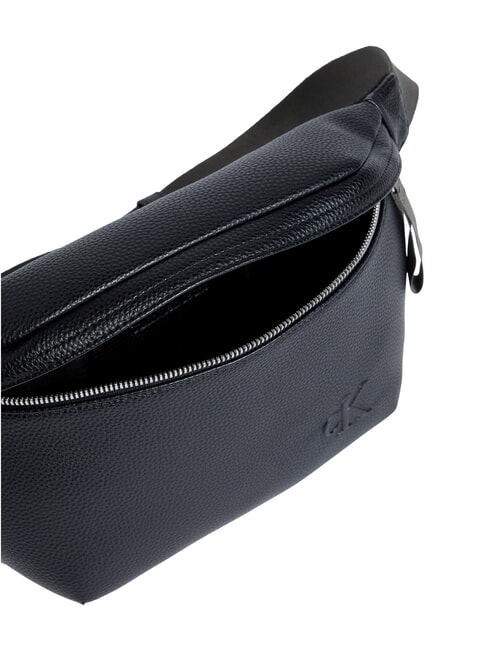 CARGO Pouch on black - Hip pouches
