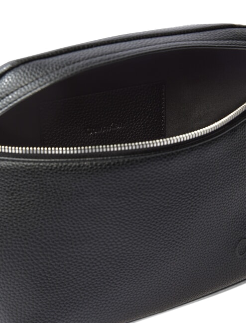 CARGO Pouch on black - Hip pouches