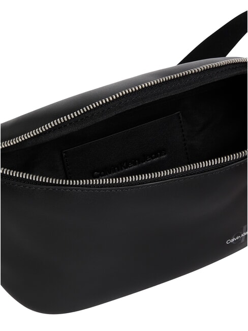 CKJ MONO LOGO Logo pouch on black - Hip pouches