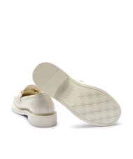 GUESS SHUTTLE  Leather moccasins ivory - Women&rsquo;s shoes - 4