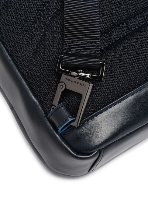 BLUE SQUARE Single shoulder backpack portability blue - Laptop backpacks