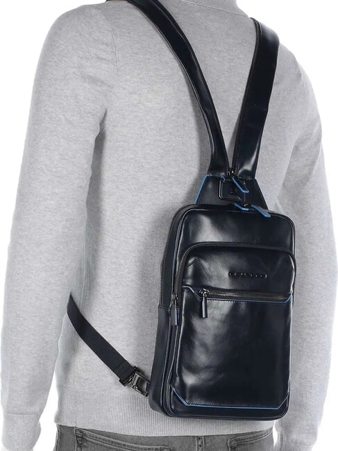 BLUE SQUARE Single shoulder backpack portability blue - Laptop backpacks