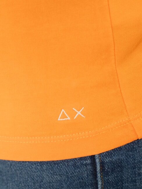 BOXY V-neck T-shirt orange - T-shirt