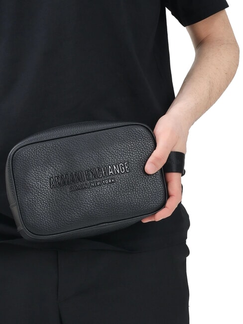 MIAMI Beauty case with wristband black - Beauty Case