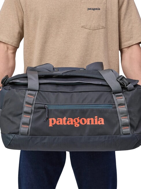 BLACK HOLE 40L travel backpack bag talon gold - Duffle bags