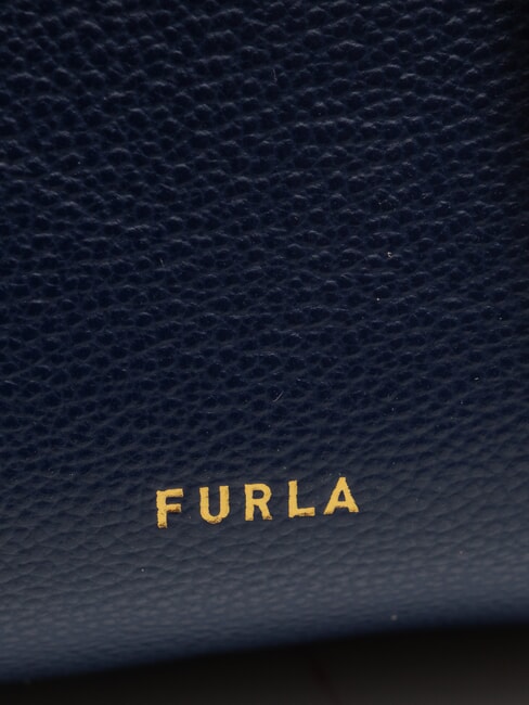 GOCCIA Hammered leather shoulder bag royal blue - Women’s Bags