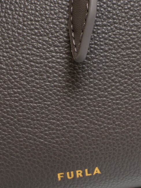 GOCCIA Hammered leather shoulder bag urban gray - Women’s Bags