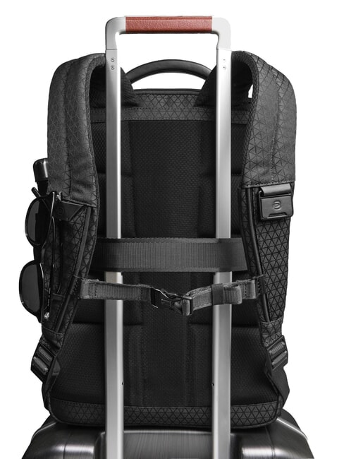 HEXAGON 2-in-1 backpack, 15.6" laptop holder Black - Laptop backpacks