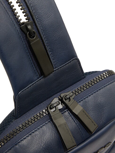 FINN  Backpack / Shoulder bag in leather blue - Laptop backpacks
