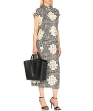 COCCINELLE FLORES Medium hammered leather tote bag Black - Women’s Bags - 5