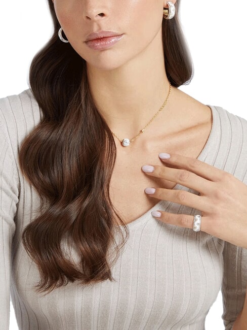 4G LOOP Necklace with charm gold - Necklaces