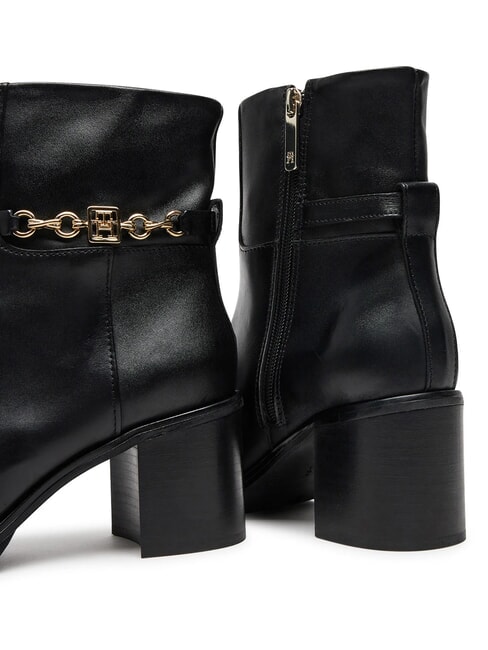 TH CHAIN Leather ankle boots with chain black - Women&rsquo;s shoes