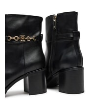 TOMMY HILFIGER TH CHAIN Leather ankle boots with chain black - Women&rsquo;s shoes - 5
