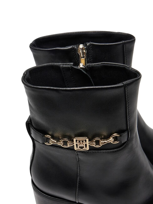 TH CHAIN Leather ankle boots with chain black - Women&rsquo;s shoes
