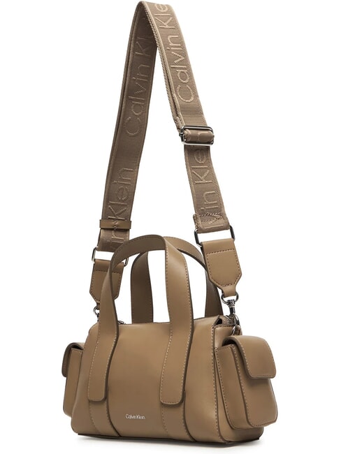 SIGNATURE LOGO STRAP Handbag, with shoulder strap desert taupe - Women&rsquo;s Bags
