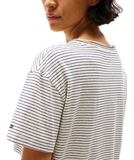 TOMMY HILFIGER TH Relaxed fit T-shirt with V-neck - T-shirt