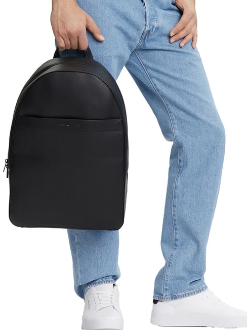 TH CORP 15.6" laptop backpack black - Laptop backpacks