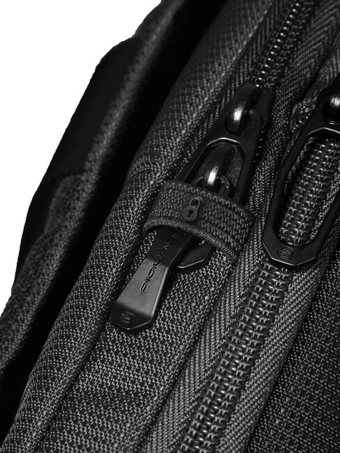 PQ-EARTH Travel backpack for 17" PC and iPadPro Black - Laptop backpacks