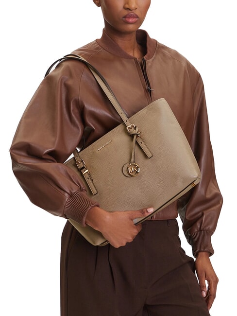 QUINN Medium leather shopping bag birch - Women&rsquo;s Bags