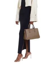 MICHAEL KORS LAILA Leather handbag with shoulder strap birch - Women&rsquo;s Bags - 5