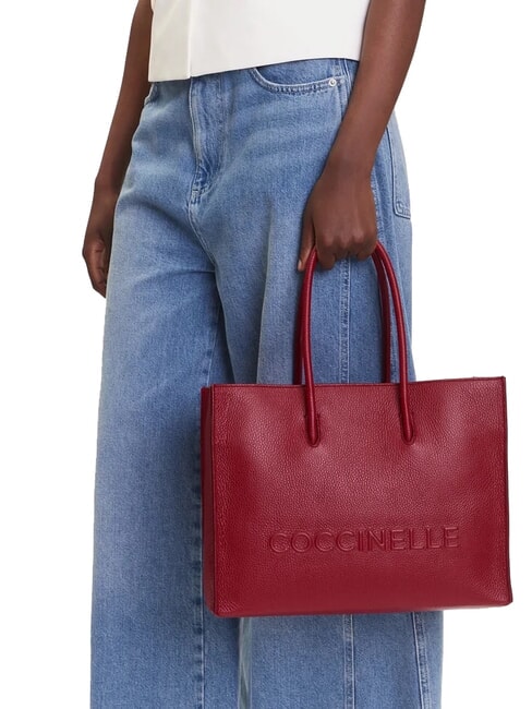 MYRTHA MAXI LOG Hammered leather shopping bag sangria - Women&rsquo;s Bags