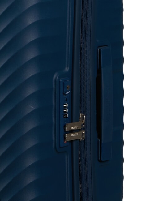 DIABLAST Medium trolley, expandable, TSA lock darkwave blue - Rigid Trolley Cases