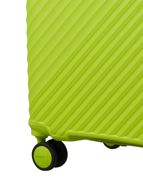 DIABLAST Medium trolley, expandable, TSA lock hyper lime - Rigid Trolley Cases