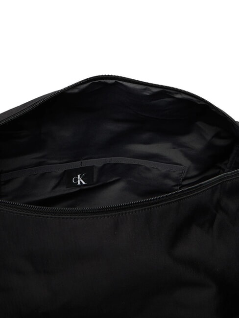 BOLD LOGO NYLON Duffel bag on black - Duffle bags