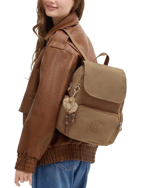 CITY ZIP S Backpack with flap early tan - Women&rsquo;s Bags
