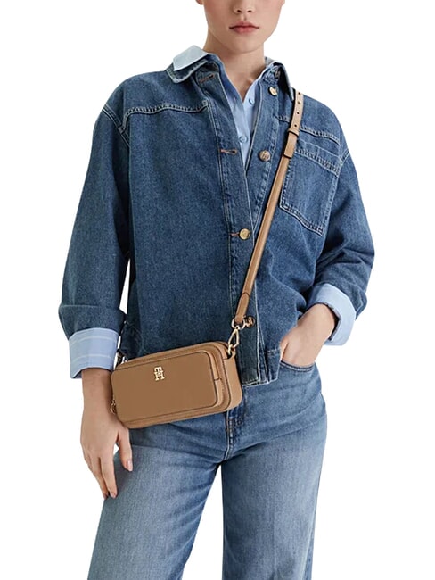 TH DAILY Shoulder bag, with shoulder strap safari canvas - Women&rsquo;s Bags