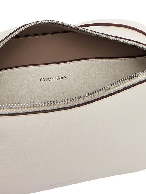 EMBOSSED LOGO Mini shoulder bag white alyssum - Women&rsquo;s Bags