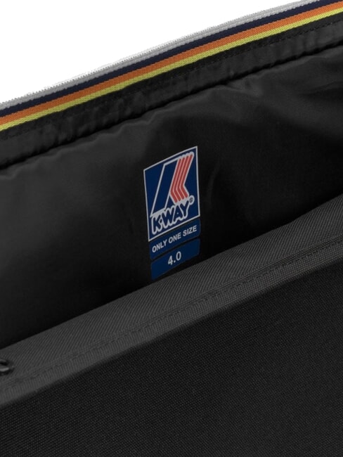 LE VRAI 4.0 MARLEY Shoulder bag, waterproof violet wisteria - Duffle bags