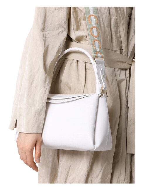 CAMPIONARIO - ECLYPS Shoulder bag in hammered leather brilliant white - Women&rsquo;s Bags