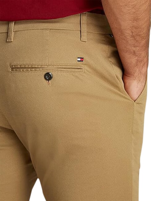 TH BLEECKER Chino Pants classic khaki - Trousers