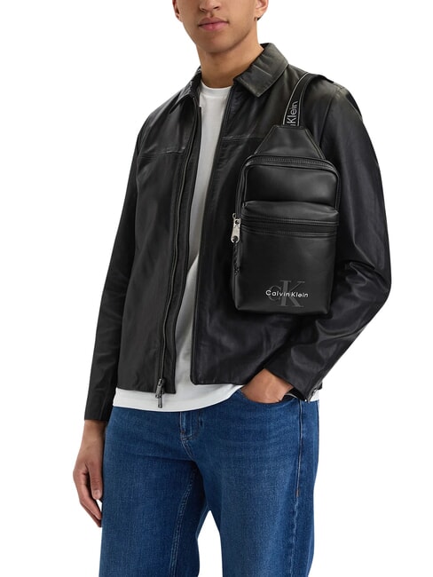 BOLD LOGO WEBBING Shoulder bag on black - Over-the-shoulder Bags for Men