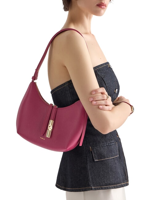 GOCCIA Hammered leather shoulder bag rhododendron - Women&rsquo;s Bags