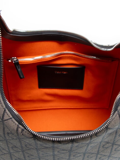 EMBLEM JAQUARD The Shoulder Bag lotus beige/black aop jqd - Women&rsquo;s Bags