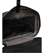 CALVIN KLEIN EMBLEM AOP Beauty case on black - Beauty Case - 5