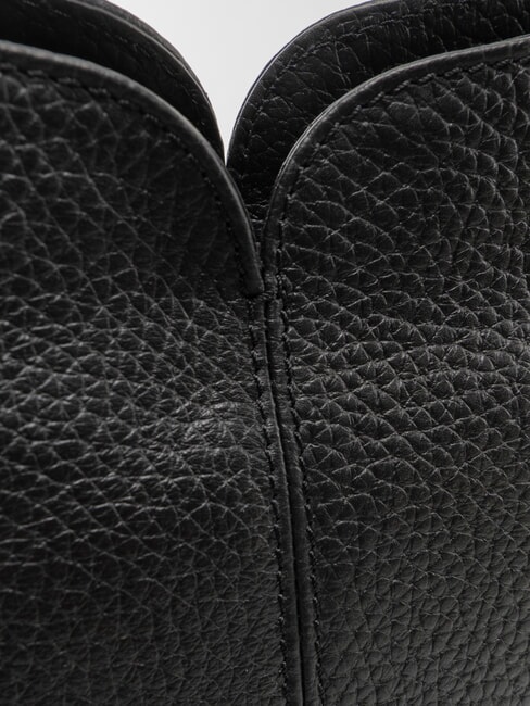SANDRA Shoulder bag with shoulder strap, in leather Black - Women&rsquo;s Bags