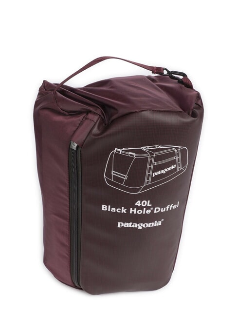 BLACK HOLE 40L travel backpack bag berry fig - Duffle bags