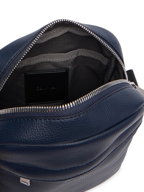 RAISED LOGO Shoulder bag blue nights - Over-the-shoulder Bags for Men