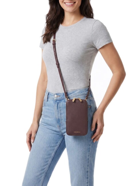 FLOR iPhone pouch with shoulder strap berry - Women&rsquo;s Bags