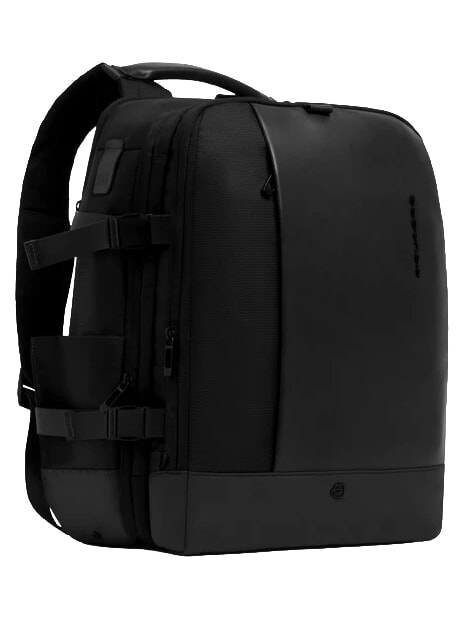 W145 Travel backpack with 15.6" laptop holder Black - Backpacks & School and Leisure