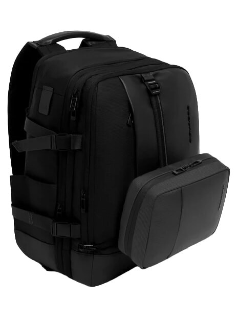 W145 Travel backpack with 15.6" laptop holder Black - Backpacks & School and Leisure