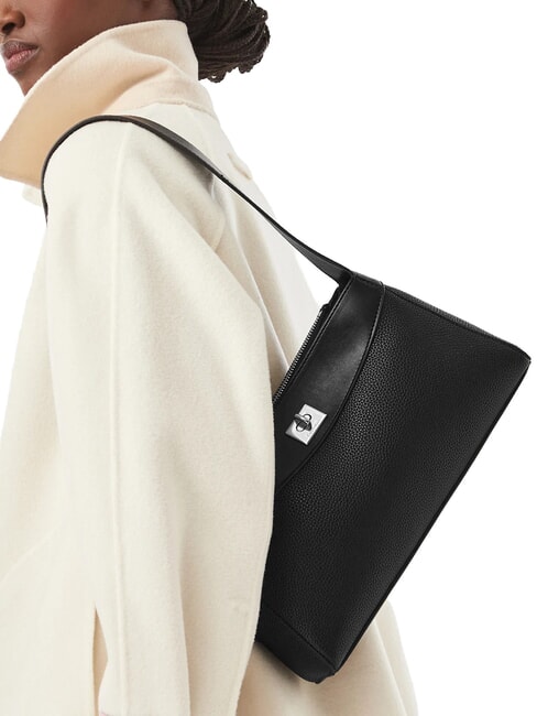 MIX MEDIA Shoulder bag on black - Women&rsquo;s Bags