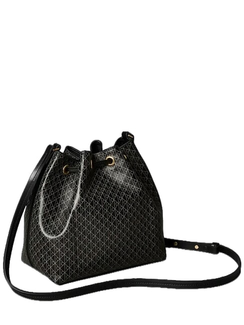 EMBLEM AOP Shoulder bucket bag black aop - Women&rsquo;s Bags