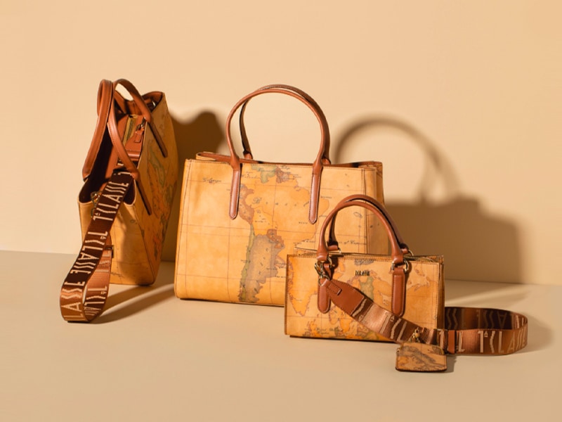 FIRST CLASS - generic September.24